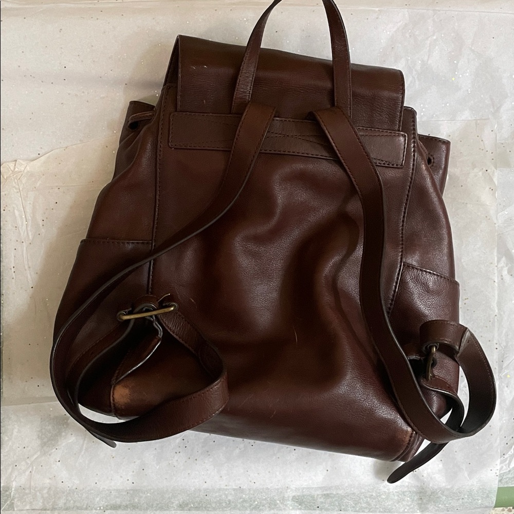 Leather backpack - Picture 5 of 8